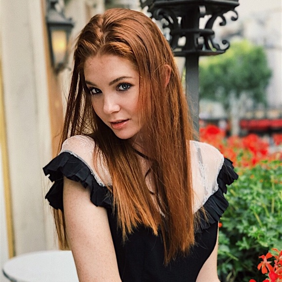 Meet your Posher, Reagan - Picture 1 of 4